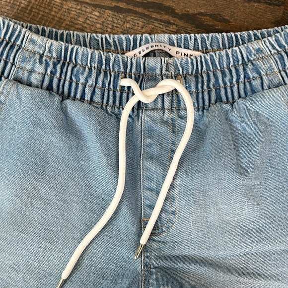 Celebrity Pink The Easy Pull On Demin Short Shorts Drawstring Shortie Size XS - Picture 4 of 17